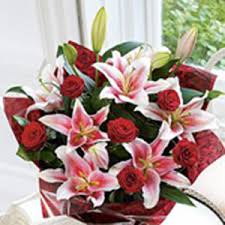 Send a beautiful teddy bear gift online to the london and uk! Lilies Rose With Teddy And Chocolates Flowers Delivered Edinburgh Flower Shop Flowers Buy De