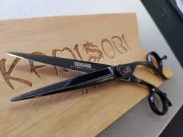 Kamisori Black Diamond Professional Haircutting Shears Salonhive Com Kamisori Kamisori Shears Shears