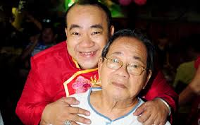 Hiếu hiền ghé thăm trại chó bully ở biên hoà hiếu hiền đang bắt đầu tập cách làm quen và nuôi em bully. Wwegxtxuk8fmem