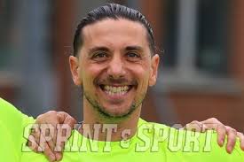 Giocò alla Juve e girò l'Italia in Serie C: il toccante addio al calcio di  uno dei difensori più amati