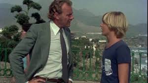 There are petanca courts, a children's the fishing boat 'la dorada', made famous in the 1980's tv series 'verano azul', was. Fallece Manuel Gallardo Padre De Javi En Verano Azul Ayuntamiento De Nerja