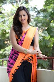 Beauty Galore HD : Isha Chawla Hot Voluptuous Body In Silk Saree Stunning  Images