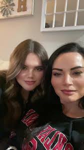 April Wolfe (@aprilwolfe3030)