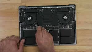 M2 Pro SoC를 탑재한 2023년 14인치 맥북 프로, 분해에서 구형 모델과 비슷 > 모바일 뉴스 | 퀘이사존 QUASARZONE