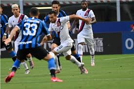 About the match inter milan vs bologna live score (and video online live stream) starts on 2020/07/05 at 15:15:00 utc time in italian serie a. Inter Milan Vs Bologna Nerazzurri Tumbang 1 2 Di Kandang Sendiri Okezone Bola