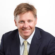 Dan Betts's Instagram, Twitter & Facebook