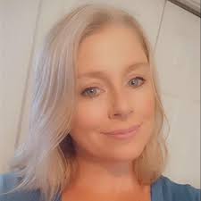 Who can trim a barefoot mare in Bloomington IN?