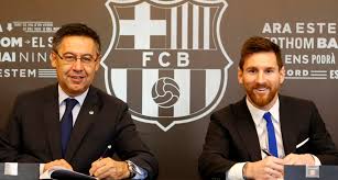La semana arranca con alteraciones en el barcelona. Barcelona President Josep Maria Bartomeu Makes Lionel Messi Retirement Admission
