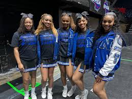 It's National Principals Month! Meet Middle Ridge Elementary School  Principal, Ms. Rhonda Battle! 1. Name: Rhonda Battle 2. School: Middle  Ridge Elementary School 3. Years in Education: 22 4. Years in  Administration: