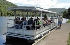 Pontoon Tour of the Stevenson Reservoir