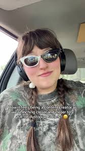 BIG OOF! 💀 #contentcreator #dystopian #nokingsinamerica #screaming