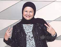 Black widow wajah ayu (1994). Selamat Tinggal Kontroversi