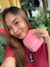 CLEARBOMB 3.0 ✨ Glass skin yarn? 😍 Huhu namiss ko yung ganitong effect ni  OLD Clearbomb. 😍 Same effect na talaga sila! 🤩 Get yours na! 🤍 OPEN FOR  RESELLERS! 🥳 𝐑𝐞𝐭𝐚𝐢𝐥?