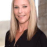 Liz Steed's Instagram, Twitter & Facebook