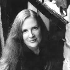 Interview met Helena Fox over Steeds verder weg