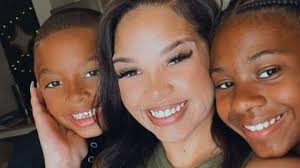 Fundraiser by Jamie Dickerson : April Holt's Murder Family Support