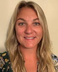 Kaitlin Moran's Instagram, Twitter & Facebook