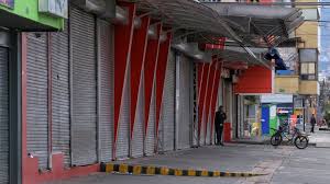 Hospitales de campaña, una nueva tele uci y el incremento de servicios de ventilación entre las durante un recorrido por el hospital de kennedy, la alcaldesa de bogotá dio a conocer las medidas. P2rmzjc0nvjyxm