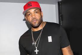 The pic features his handing holding onto his son's. Lloyd Banks Net Worth 2021 Glusea Com
