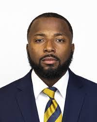 Wendell Hunter's Instagram, Twitter & Facebook