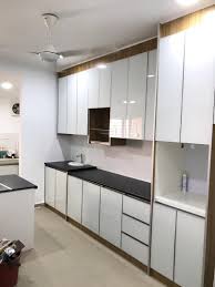 Sekali termasuk kedai kitchen kabinet namanya alviva aluminium kitchen.pertama kali tengok pintu kabinet dapur tu dengan aluminium. Kabinet Dapur