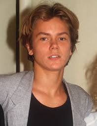 River phoenix 'entertainment tonight' report. River Phoenix Bilder Fotos Auf Moviepilot De Phonix Bilder River Phoenix Fotos