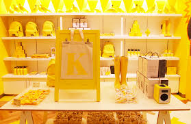 Yellow Store Display Yrstore