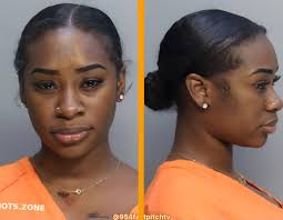 florida Women #Mugshot is going viral after being arrested for battery