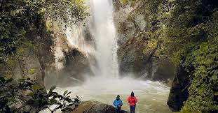 Wisata bogor curug balong endah. Ide Wisata Bogor Dengan Suasana Alam Asyiknya Jelajahi Curug Piit