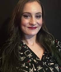 Rebecca Curl's Instagram, Twitter & Facebook