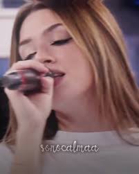 Micgelle Cavallaro Amici