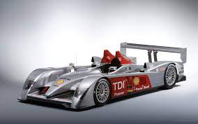 Le Mans Race Cars Audi R10 Le Mans Race Car Wallpaper Hd Car Wallpapers Audi R10 Audi Cars Lemans Car