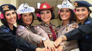 Semakin modern perkembangan teknologi, berbagai bidang pekerjaan dan profesi baru yang dulunya tak ada pun, kini semakin banyak bermunculan. Polri Sangkal Tes Keperawanan Polwan Tapi Akui Mereka Harus Good Looking Abc News