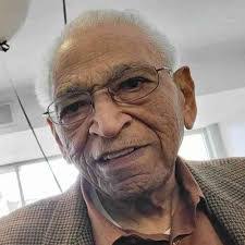 Clifford Tompkins's Instagram, Twitter & Facebook