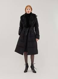Do insolvence nejspíš zamíří celá jeho investiční skupina c2h. Pietro Filipi Ladies Coat Dk6901019qdc