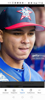 Random thought… I saw Yandy wearing this hat yesterday, and then I  remembered where it looked familiar from, I saw a prospect Niko Hulsizer  wearing it as well. It looks like a