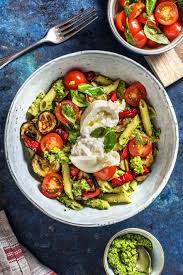 Italienische Pasta Bowl Mit Burrata Rezept Hellofresh Rezept Italienische Pasta Antipasti Gemuse Schnelles Gesundes Abendessen