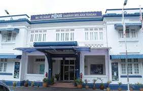 Balai polis ayer keroh melaka. Polis Daerah Melaka Tengah Posts Facebook