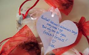 If you've been married for 30 years, you know them pretty damn well, but you might be stumped on how. 7 Best Valentine S Day Gifts For Your Fitness Freak Girlfriend You I