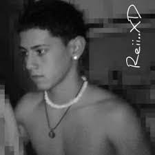 Raymond Roldan's Instagram, Twitter & Facebook