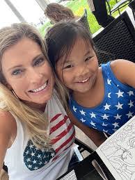 Jen Logan's Instagram, Twitter & Facebook