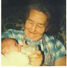 Lto R. Minerva Anderson,her mother Carrie,holding Im sure Trudy ,then  Sidney ,then her father Joseph Kearney,and brother Arthur.