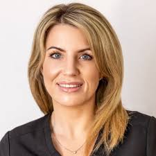 Jill Bickford's Instagram, Twitter & Facebook