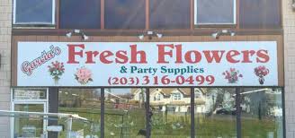 Read reviews, compare malls, and browse photos of our recommended places to shop in stamford on tripadvisor. Garcia S Flower Shop 985 E Main St Stamford Ct Florists Mapquest