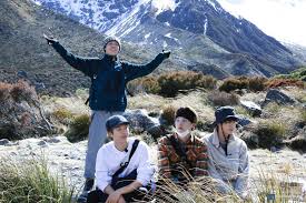 Bon voyage is a reality show about members of south korean boy band bts (bangtan sonyeondan) travelling. ì§ì  Auf Twitter Bts Bon Voyage Season 4 Preview 1 Https T Co Nrqibfta51 ë°©íìëë¨ Bts Bts Twt