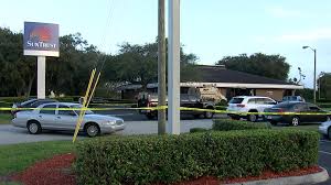 4 reviews of suntrust worst branch ever!. Sebring Florida Shooting At Least 5 People Killed At Suntrust Bank Police Say Cnn