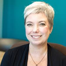 New Role Alert!!! 🚨 🚨 🚨 Stoked to announce I'm the newest member of the  New Seasons Market Marketing team! I started today as a Marketing Project  Manager at Store Support. Looking