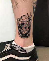 Old School Tattoos On Instagram 1 2 Or 3 Write In The Comments And Tag A Friend Tattoo By Racotattoo Tattoos Leg Tattoos Tattoos For Guys