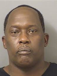 Kimberly Critchley (@KimberlyCritch4)