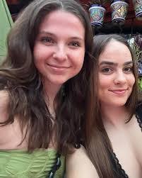 Paige Mcleod's Instagram, Twitter & Facebook